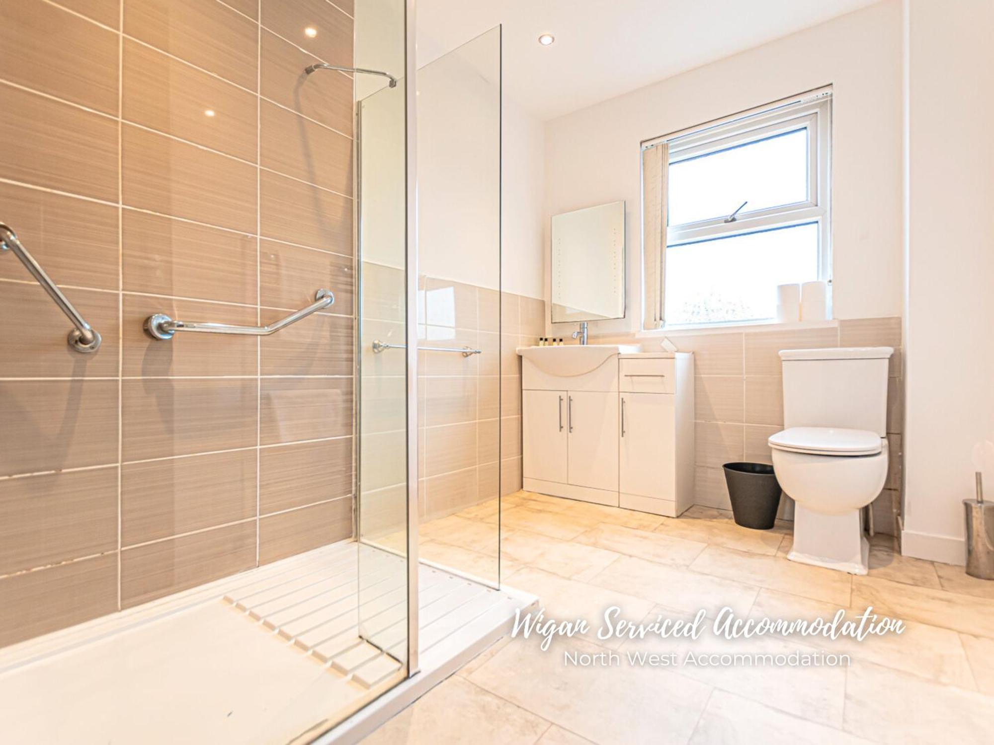 Wigan Serviced Accommodation Exterior photo